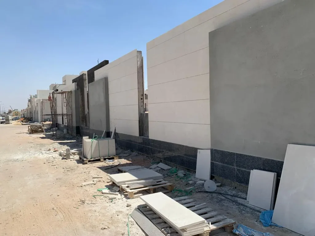تركيب حجر الرياض للواجهات الخارجية والاسوار